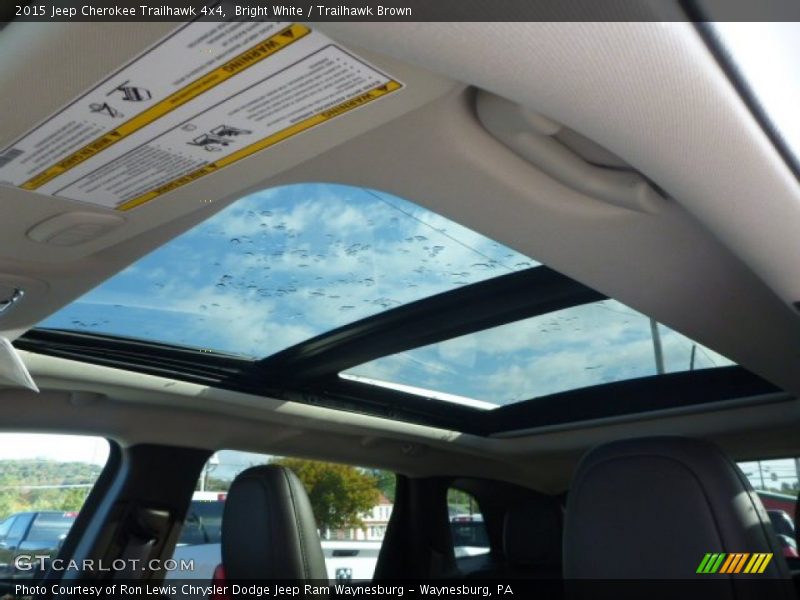 Bright White / Trailhawk Brown 2015 Jeep Cherokee Trailhawk 4x4