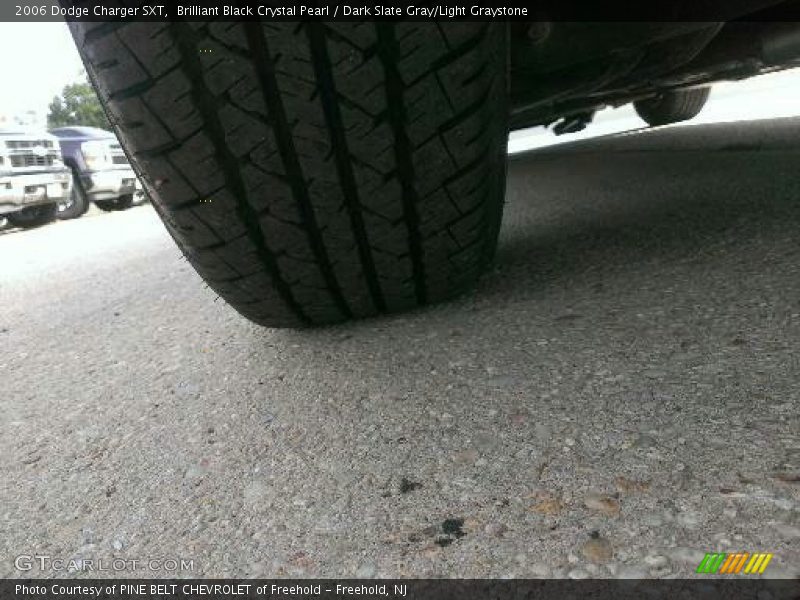 Brilliant Black Crystal Pearl / Dark Slate Gray/Light Graystone 2006 Dodge Charger SXT