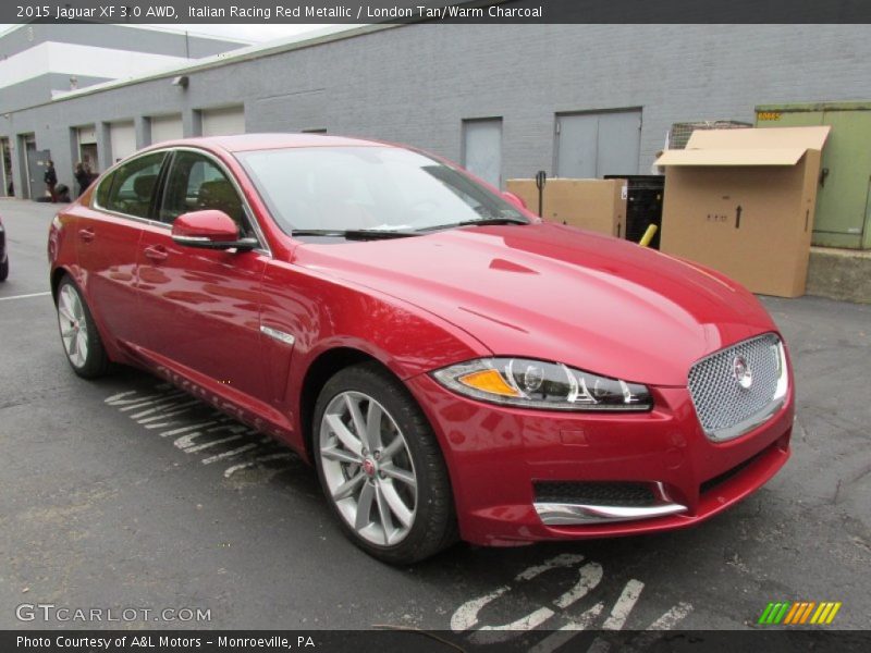 Front 3/4 View of 2015 XF 3.0 AWD