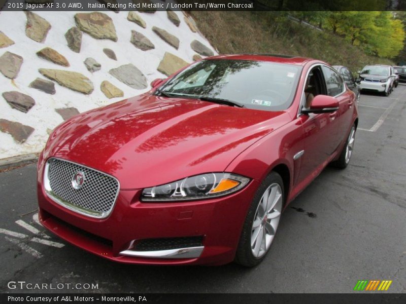 Front 3/4 View of 2015 XF 3.0 AWD