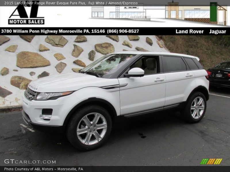 Fuji White / Almond/Espresso 2015 Land Rover Range Rover Evoque Pure Plus