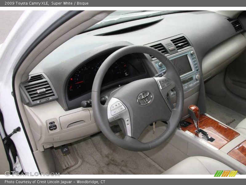 Super White / Bisque 2009 Toyota Camry XLE