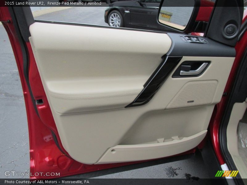 Firenze Red Metallic / Almond 2015 Land Rover LR2