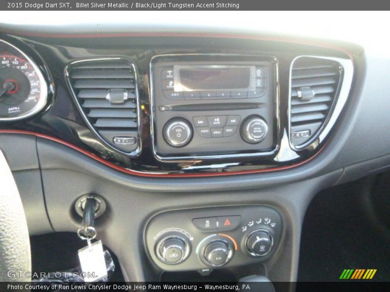 Billet Silver Metallic / Black/Light Tungsten Accent Stitching 2015 Dodge Dart SXT