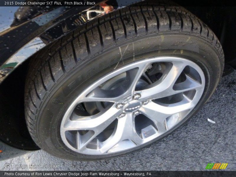  2015 Challenger SXT Plus Wheel