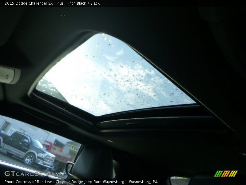 Pitch Black / Black 2015 Dodge Challenger SXT Plus