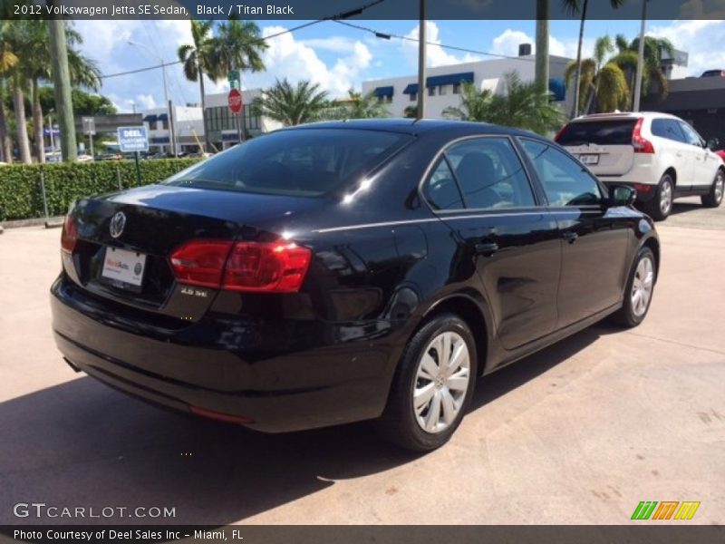 Black / Titan Black 2012 Volkswagen Jetta SE Sedan