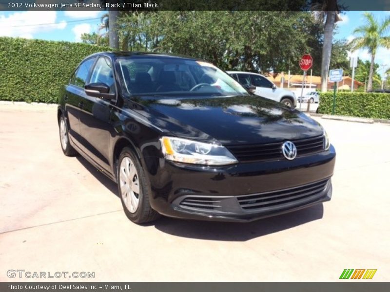 Black / Titan Black 2012 Volkswagen Jetta SE Sedan