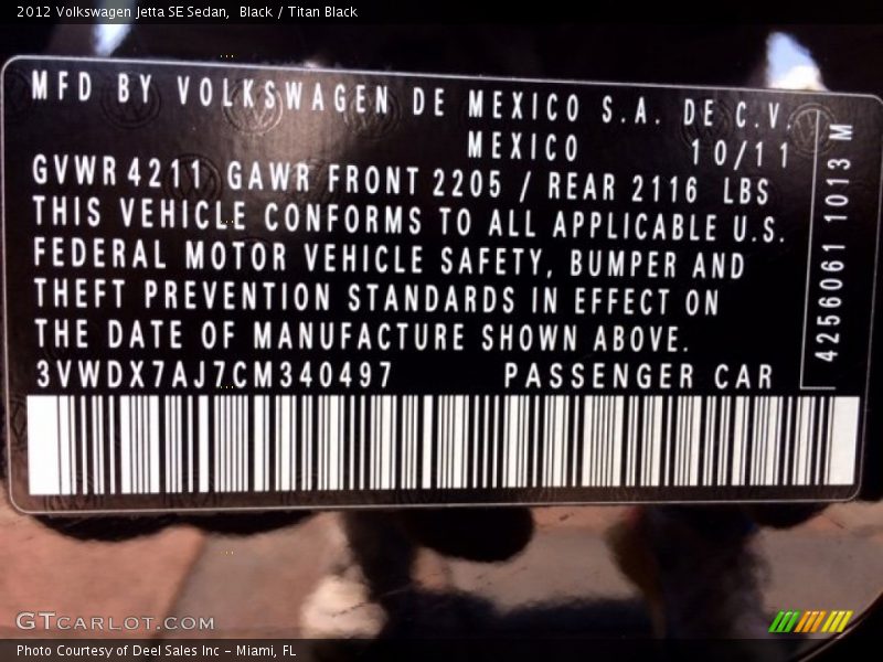 Black / Titan Black 2012 Volkswagen Jetta SE Sedan