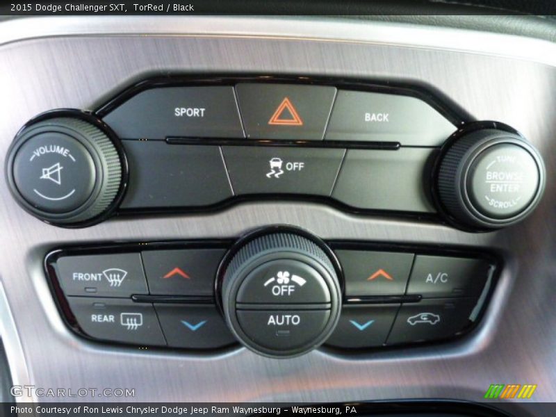 TorRed / Black 2015 Dodge Challenger SXT