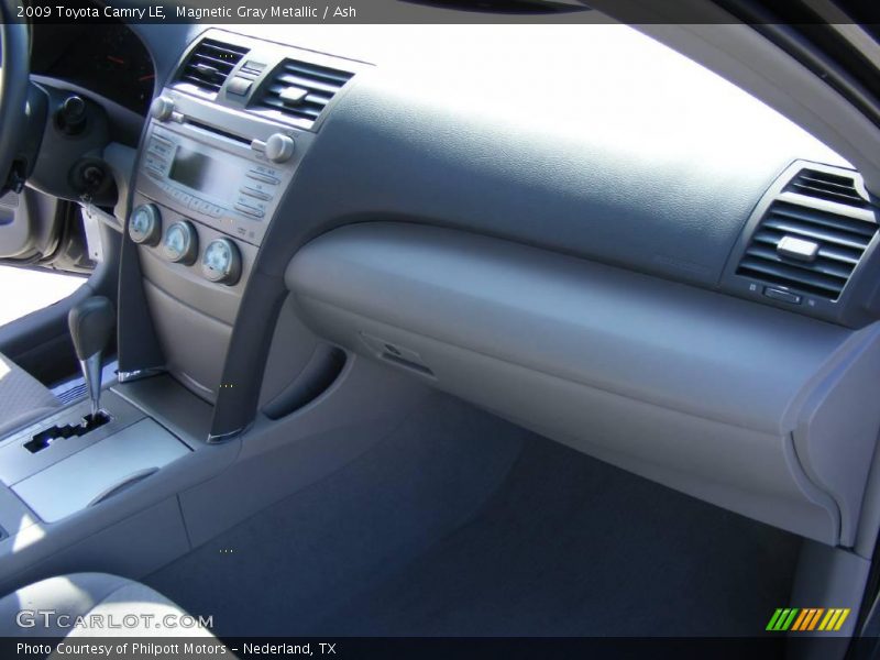 Magnetic Gray Metallic / Ash 2009 Toyota Camry LE