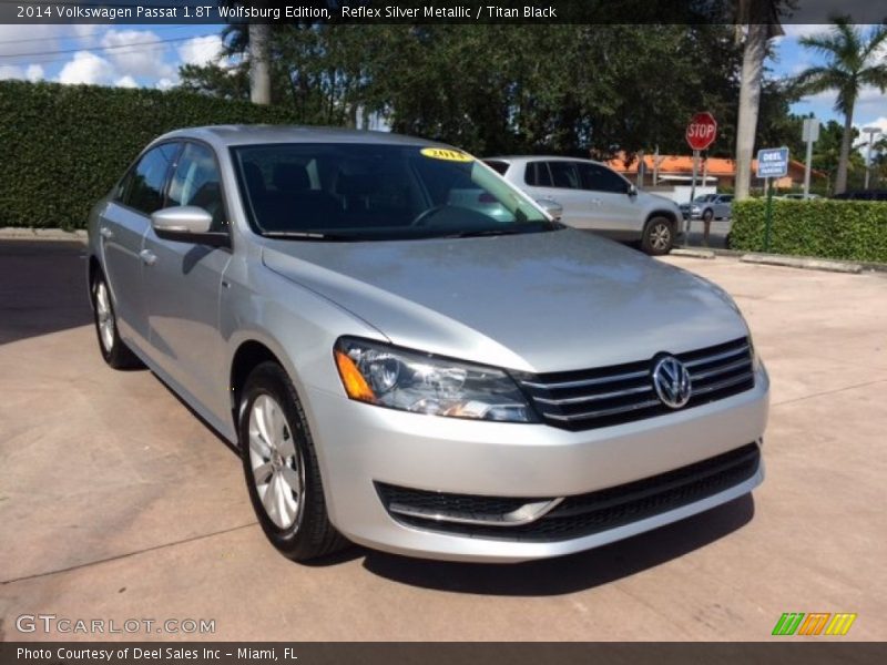 Reflex Silver Metallic / Titan Black 2014 Volkswagen Passat 1.8T Wolfsburg Edition