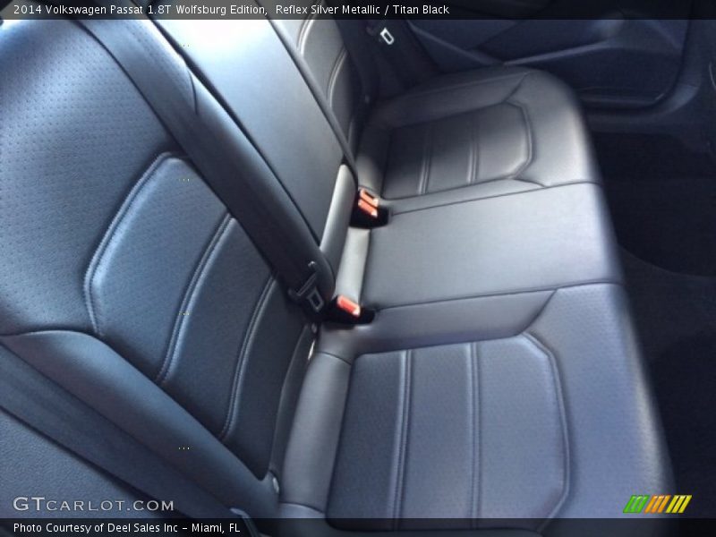 Reflex Silver Metallic / Titan Black 2014 Volkswagen Passat 1.8T Wolfsburg Edition