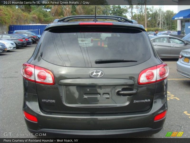 Black Forest Green Metallic / Gray 2010 Hyundai Santa Fe SE