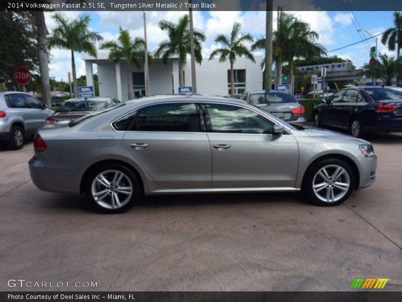 Tungsten Silver Metallic / Titan Black 2014 Volkswagen Passat 2.5L SE