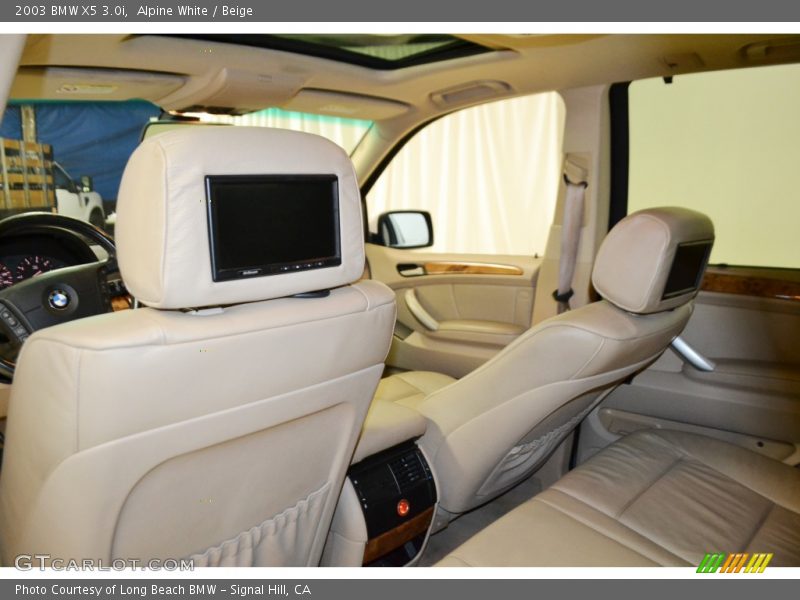 Alpine White / Beige 2003 BMW X5 3.0i