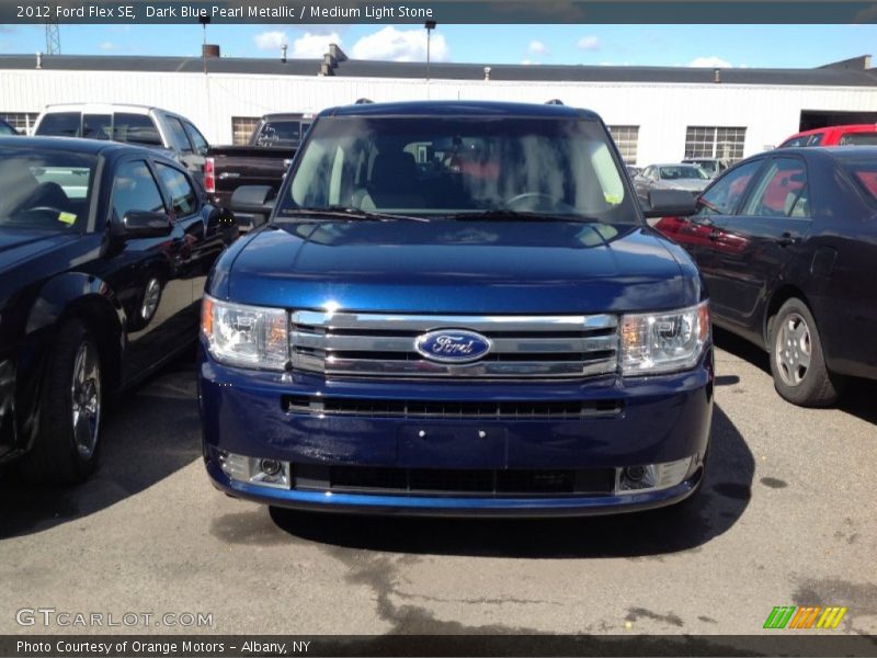 Dark Blue Pearl Metallic / Medium Light Stone 2012 Ford Flex SE