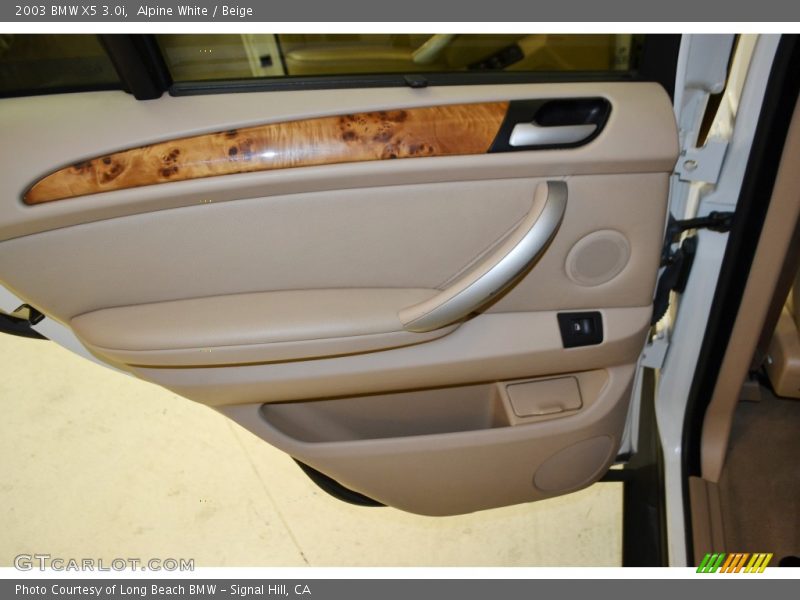 Alpine White / Beige 2003 BMW X5 3.0i