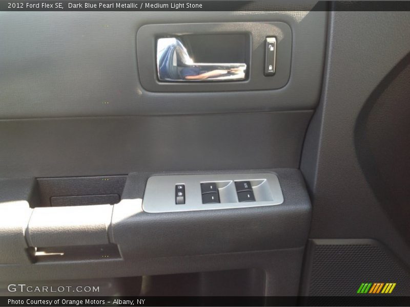 Dark Blue Pearl Metallic / Medium Light Stone 2012 Ford Flex SE