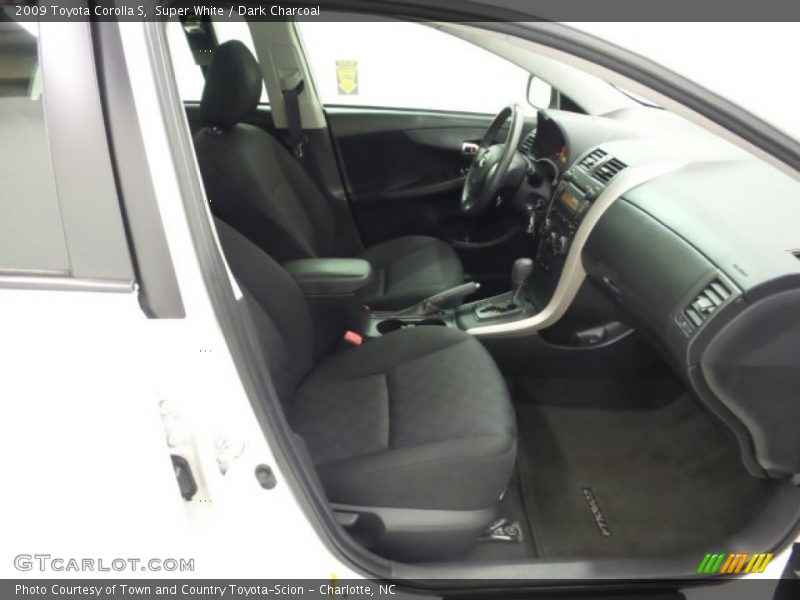 Super White / Dark Charcoal 2009 Toyota Corolla S