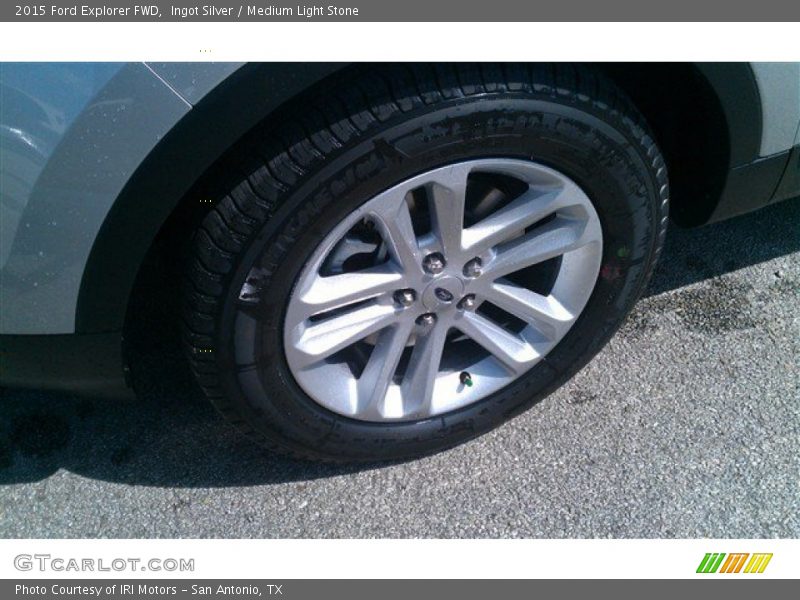 Ingot Silver / Medium Light Stone 2015 Ford Explorer FWD