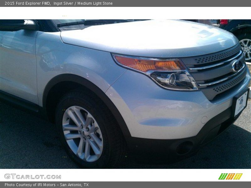 Ingot Silver / Medium Light Stone 2015 Ford Explorer FWD