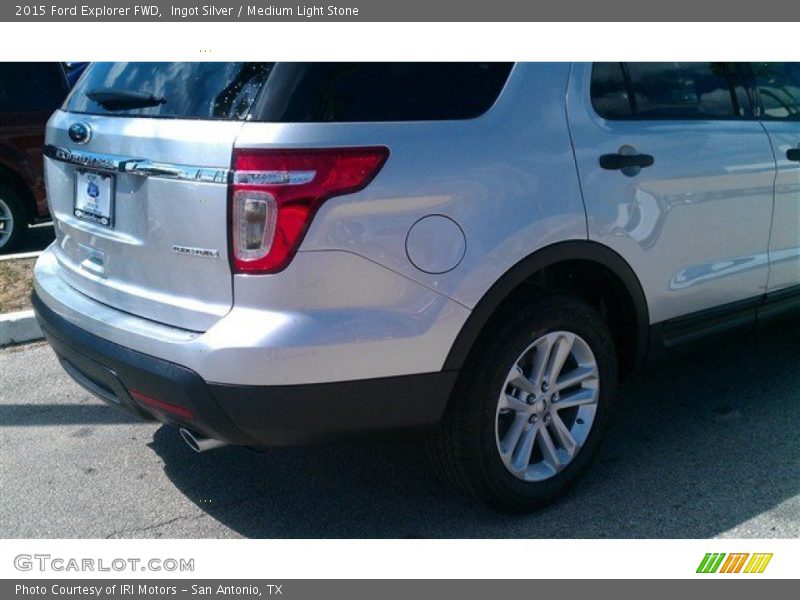 Ingot Silver / Medium Light Stone 2015 Ford Explorer FWD
