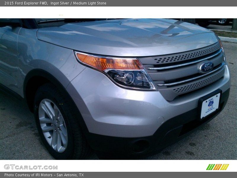 Ingot Silver / Medium Light Stone 2015 Ford Explorer FWD