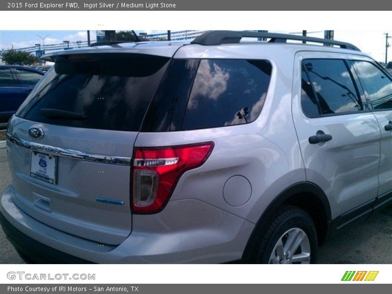 Ingot Silver / Medium Light Stone 2015 Ford Explorer FWD