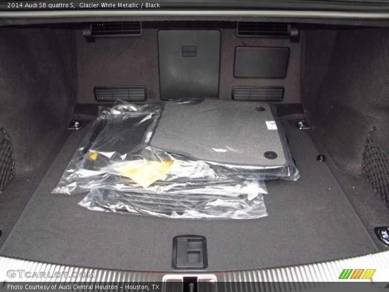 Glacier White Metallic / Black 2014 Audi S8 quattro S
