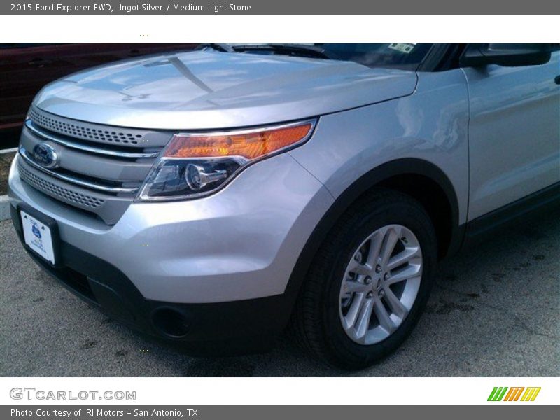Ingot Silver / Medium Light Stone 2015 Ford Explorer FWD