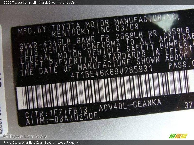Classic Silver Metallic / Ash 2009 Toyota Camry LE