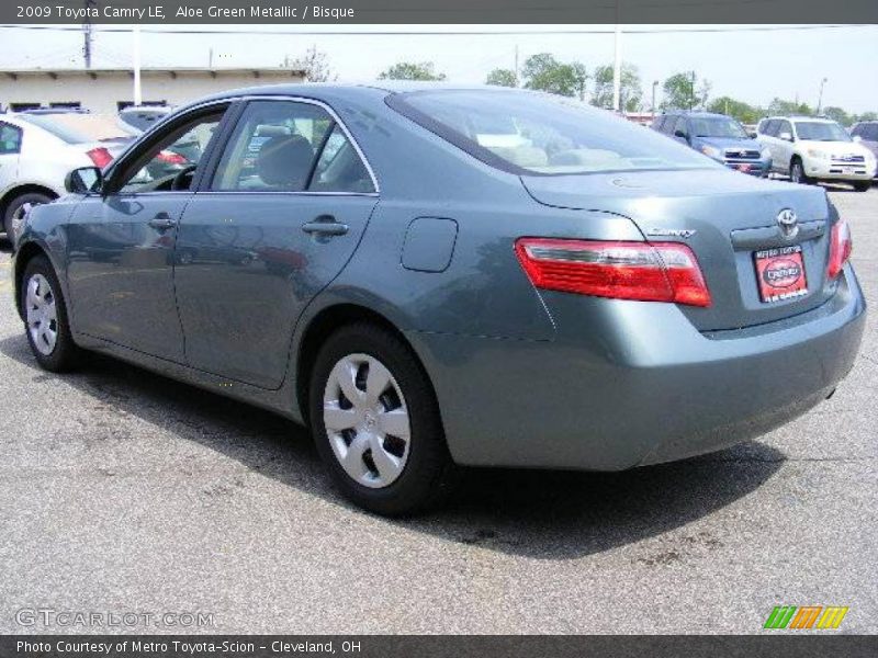 Aloe Green Metallic / Bisque 2009 Toyota Camry LE