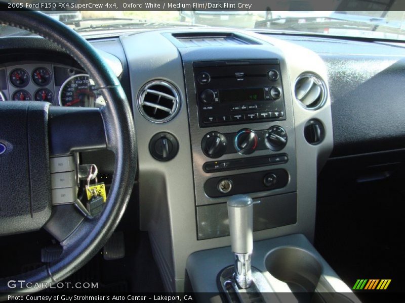 Oxford White / Medium Flint/Dark Flint Grey 2005 Ford F150 FX4 SuperCrew 4x4
