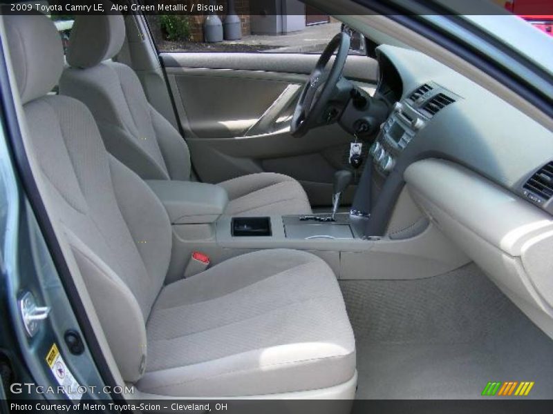 Aloe Green Metallic / Bisque 2009 Toyota Camry LE