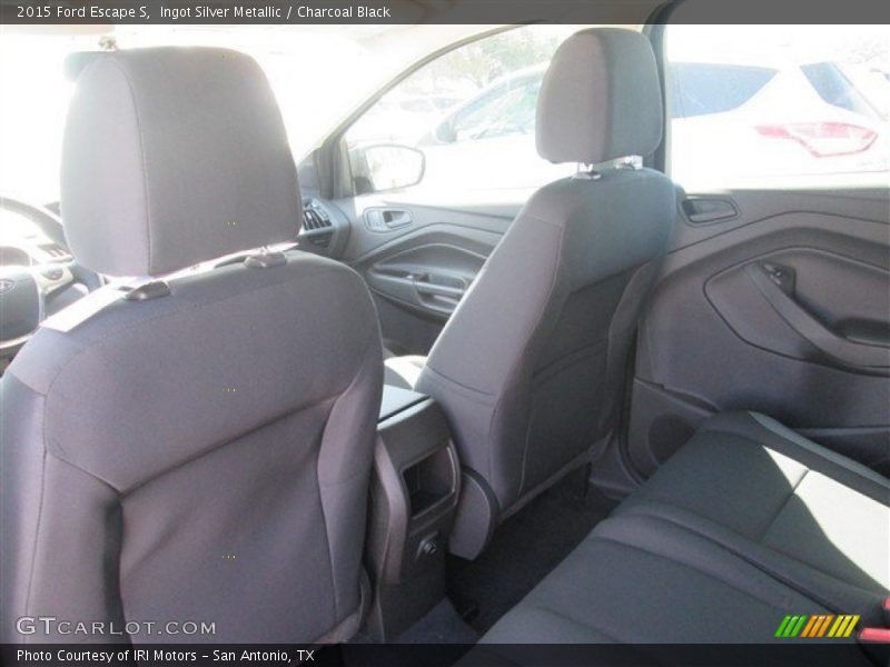Ingot Silver Metallic / Charcoal Black 2015 Ford Escape S