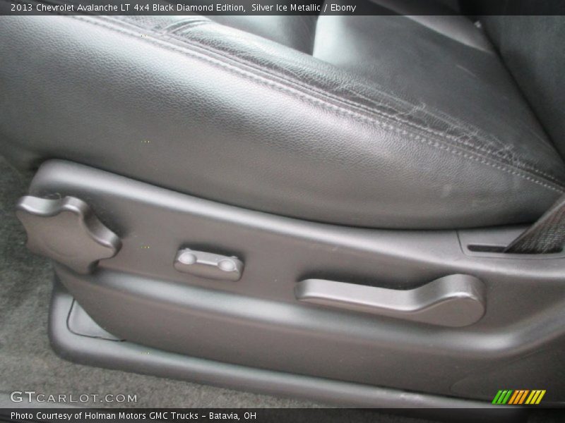 Silver Ice Metallic / Ebony 2013 Chevrolet Avalanche LT 4x4 Black Diamond Edition