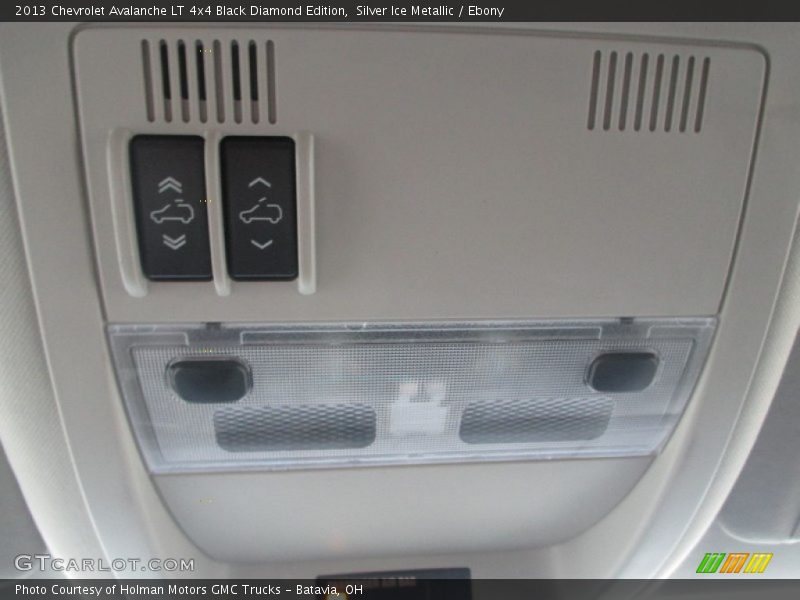 Silver Ice Metallic / Ebony 2013 Chevrolet Avalanche LT 4x4 Black Diamond Edition