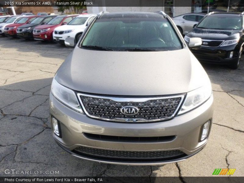 Titanium Silver / Black 2015 Kia Sorento SX AWD