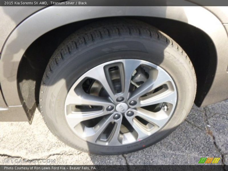 Titanium Silver / Black 2015 Kia Sorento SX AWD