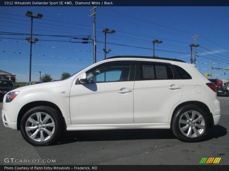 Diamond White / Black 2012 Mitsubishi Outlander Sport SE 4WD