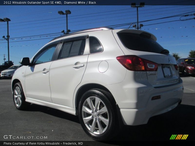 Diamond White / Black 2012 Mitsubishi Outlander Sport SE 4WD