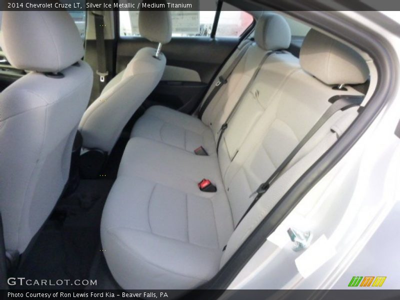 Silver Ice Metallic / Medium Titanium 2014 Chevrolet Cruze LT