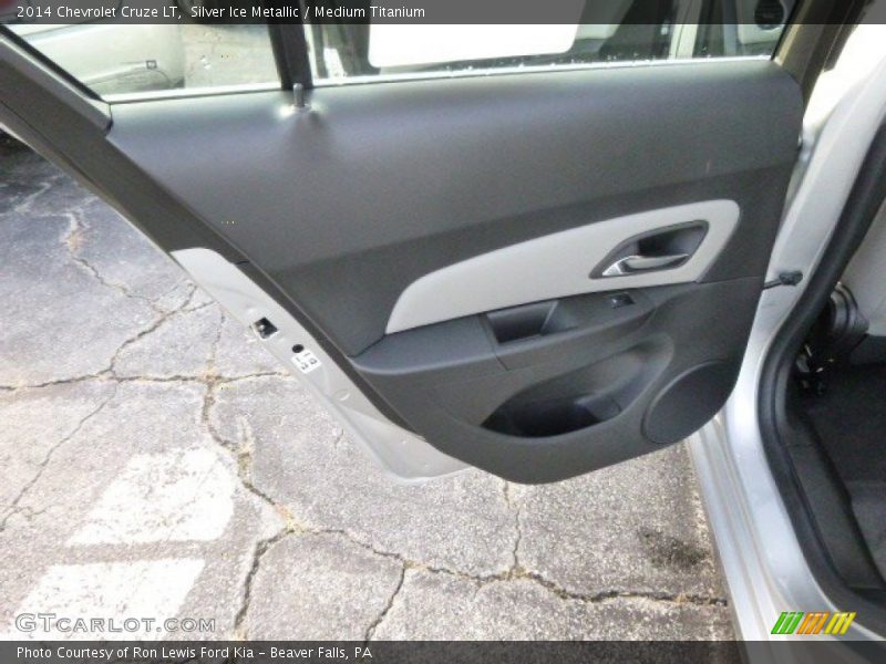 Silver Ice Metallic / Medium Titanium 2014 Chevrolet Cruze LT
