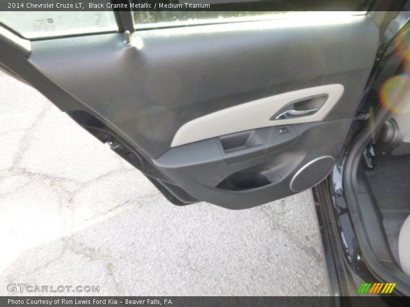 Black Granite Metallic / Medium Titanium 2014 Chevrolet Cruze LT