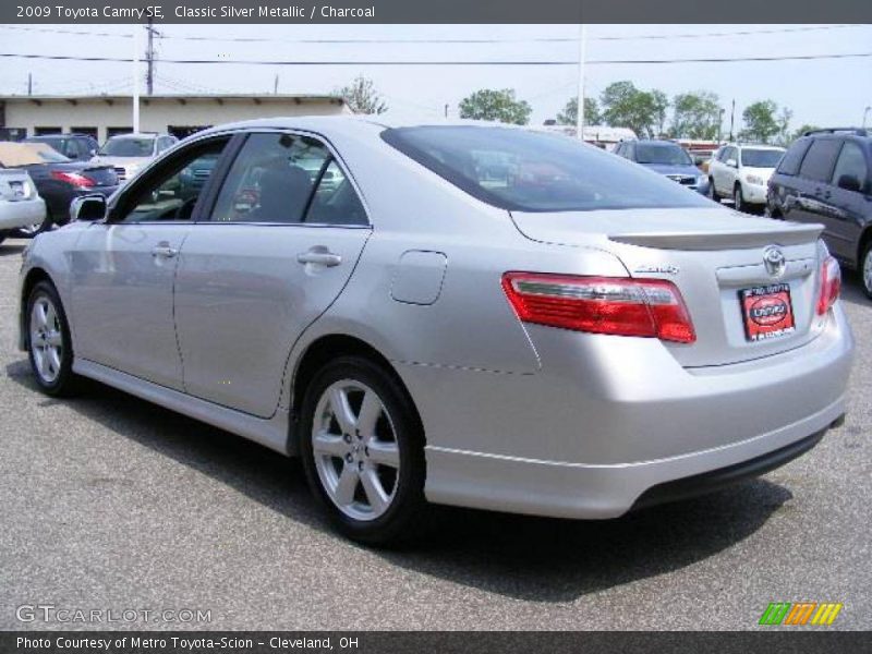 Classic Silver Metallic / Charcoal 2009 Toyota Camry SE