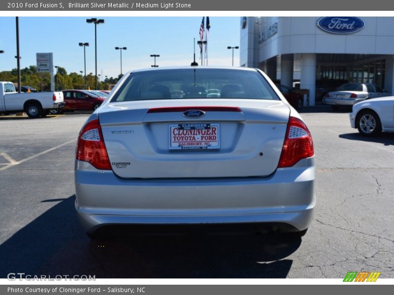 Brilliant Silver Metallic / Medium Light Stone 2010 Ford Fusion S