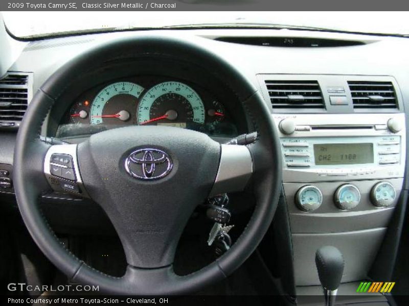 Classic Silver Metallic / Charcoal 2009 Toyota Camry SE