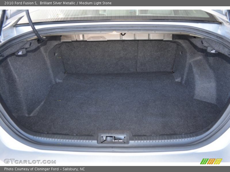 Brilliant Silver Metallic / Medium Light Stone 2010 Ford Fusion S