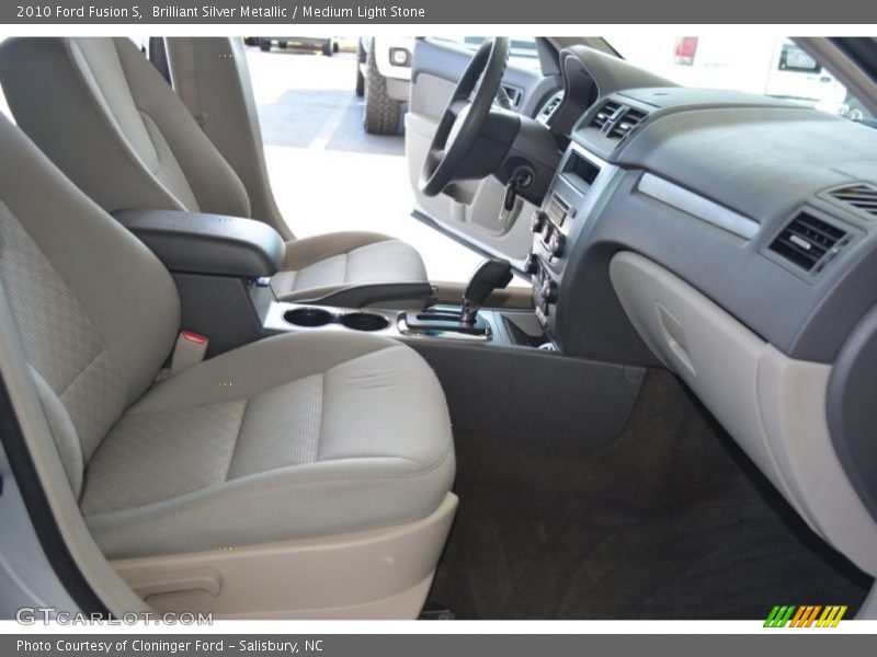 Brilliant Silver Metallic / Medium Light Stone 2010 Ford Fusion S